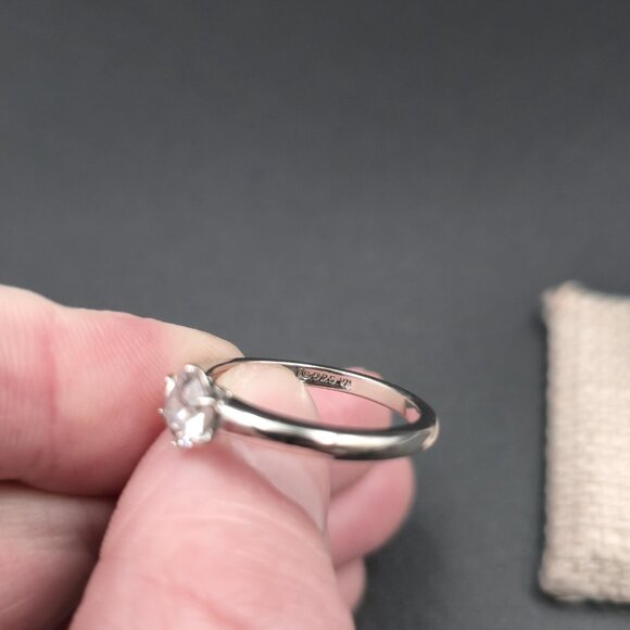 Size 9 Sterling Silver Quality Cubic Zirconia Gem Band Ring A7258 - Picture 6 of 9